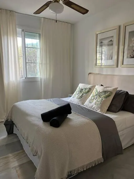 Alquiler Vacacional. Bajo Con Parrilla Y Piscina, Cerca De La Playa Y Puerto Banus Apartment Estepona