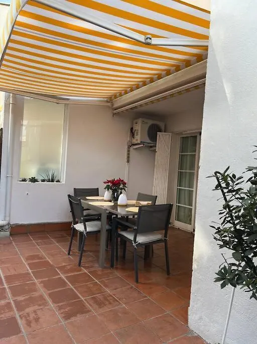 Alquiler Vacacional. Bajo Con Parrilla Y Piscina, Cerca De La Playa Y Puerto Banus Apartment Estepona