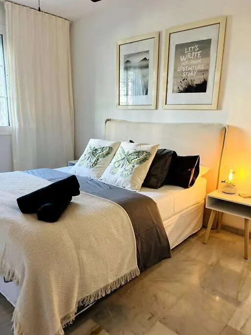 Alquiler Vacacional. Bajo Con Parrilla Y Piscina, Cerca De La Playa Y Puerto Banus Apartment Estepona