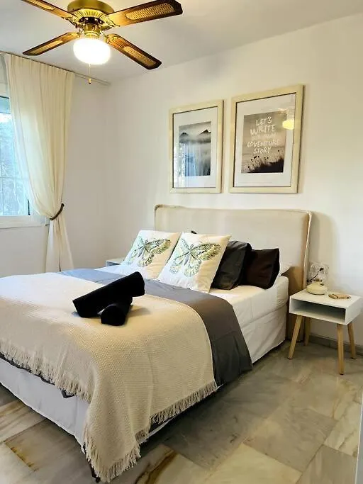 Alquiler Vacacional. Bajo Con Parrilla Y Piscina, Cerca De La Playa Y Puerto Banus Apartment Estepona Spain