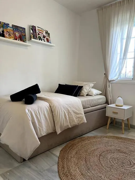 Alquiler Vacacional. Bajo Con Parrilla Y Piscina, Cerca De La Playa Y Puerto Banus Apartment Estepona