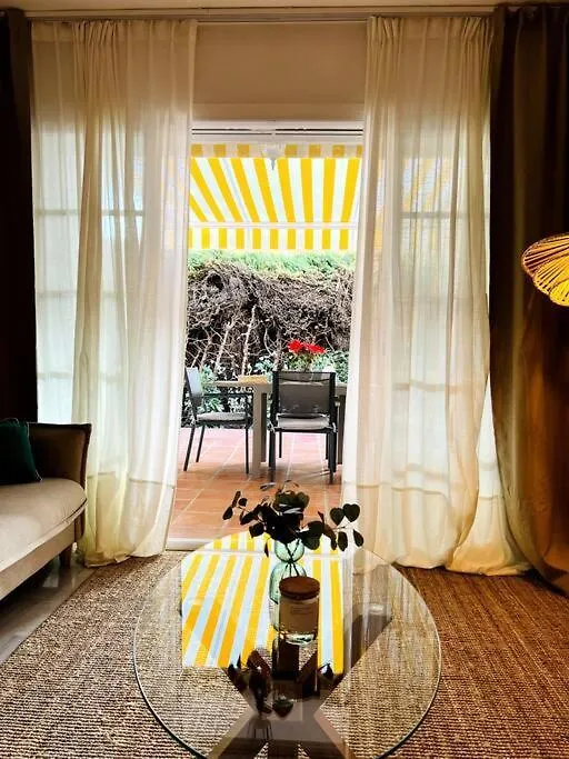 Alquiler Vacacional. Bajo Con Parrilla Y Piscina, Cerca De La Playa Y Puerto Banus Apartment Estepona